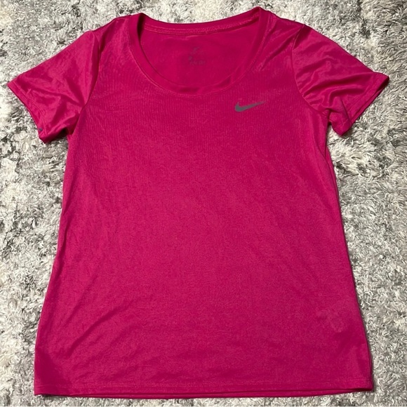 Bundle of 2 Dri-fit Nike t-shirts - Picture 2 of 2